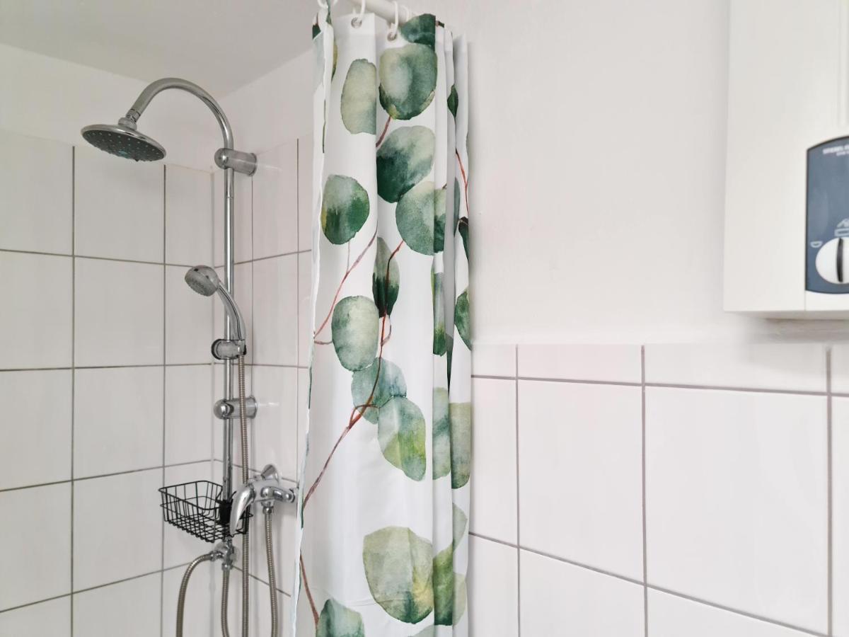 Schoene Ferienwohnung Im Zentrum Mit Self Check-In Und Free Wifi Essen Ngoại thất bức ảnh